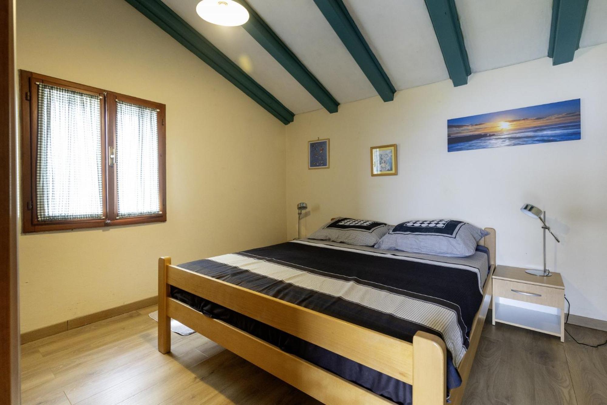 Crni In Crni - Haus Fuer 6 Personen Villa Labin  Exterior foto